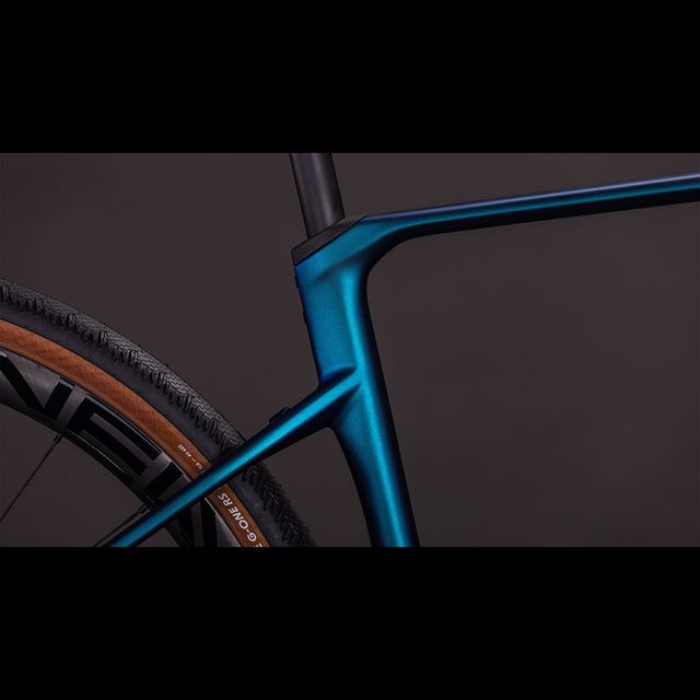 CUBE Nuroad C:62 Race gravel-pyörä